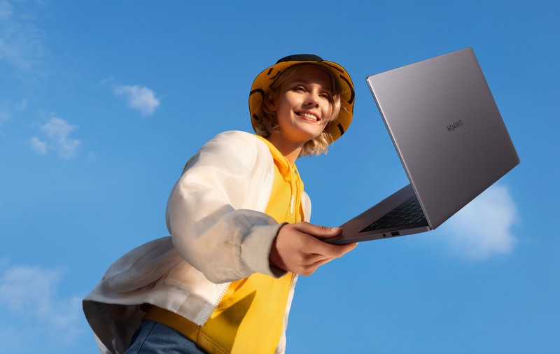 (Publicitate) Reduceri de până la 1.000 de lei în noul Huawei Online Store, cu ajutorul cupoanelor de reducere în valoare totală de 6.000 de lei. Care sunt produsele cu cele mai mari reduceri, pe care le poți achiziționa?