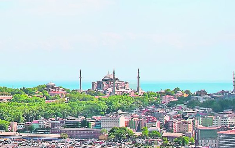 Expoziţie despre Istanbul la Palatul Şuţu