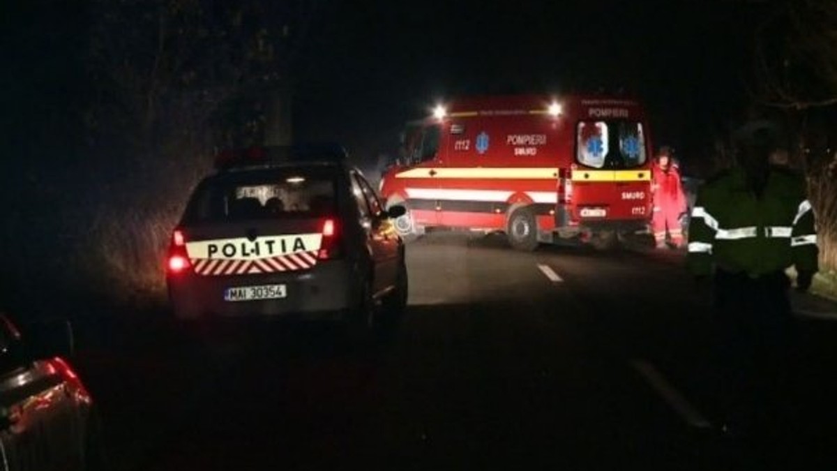 Un bărbat din Iași s-a certat cu iubita și a decis să se sinucidă. S-a întins pe stradă și a așteptat să fie lovit de o mașină. Acum se zbate între viață și moarte!