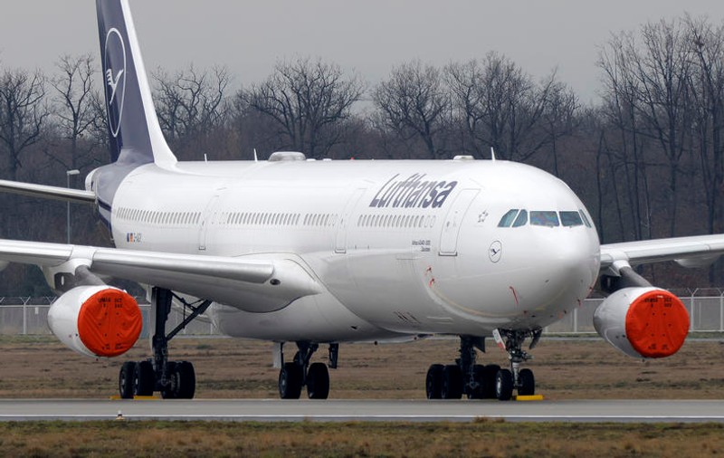 Compania Lufthansa renunță la formula „Doamnelor și domnilor, bine ați venit la bord”. Care este motivul