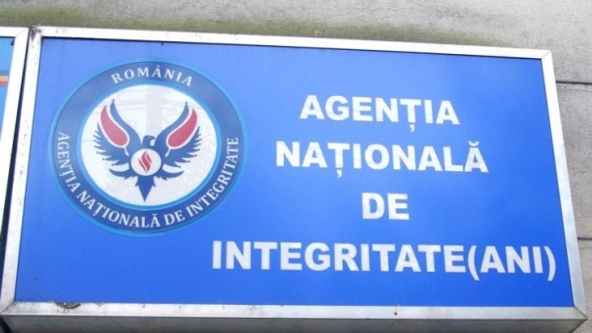 Un polițist de la Permise Auto Arad, în vizorul ANI pentru 76.000 de euro nejustificați