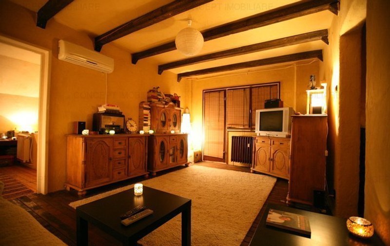 Imobiliare.ro: 3 camere în Titan, cu 800 euro/mp!
