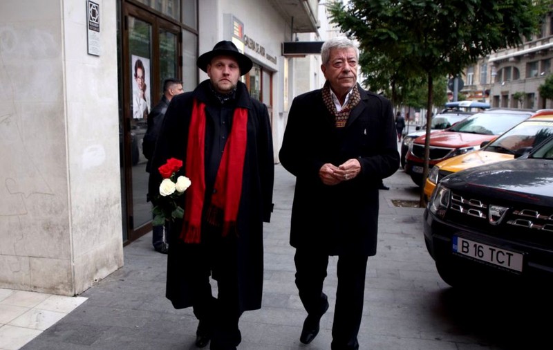 Ion Dichiseanu, la priveghiul Stelei Popescu. "Ca o ghilotină a căzut vestea"