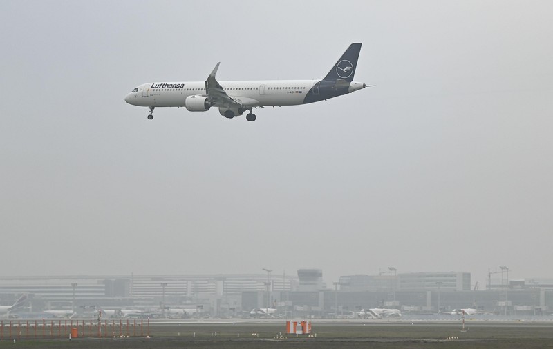 Mai multe persoane dintr-un zbor Lufthansa, la spital după „turbulențe semnificative”