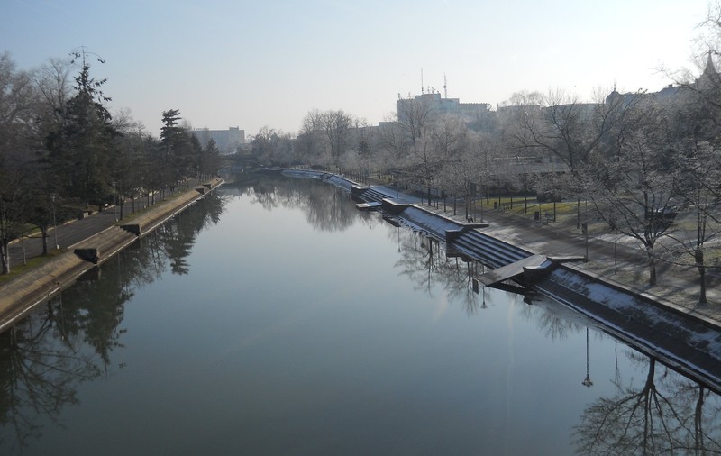 Cum își pedepsea datornicii un interlop din Timișoara: îi dezbrăca și îi punea să se arunce în apa rece a râului Bega
