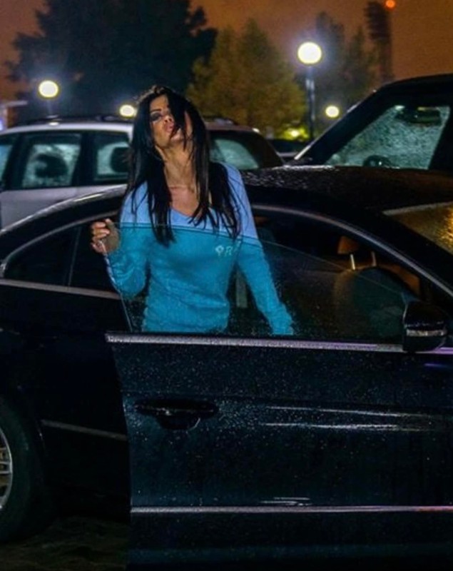 Oana Zăvoranu a răbufnit după ce s-a zvonit că mașina i-a fost scoasă la licitație în parcarea Bucur-Obor: „Nu v-am mințit. Asta se întâmplă cu mine”