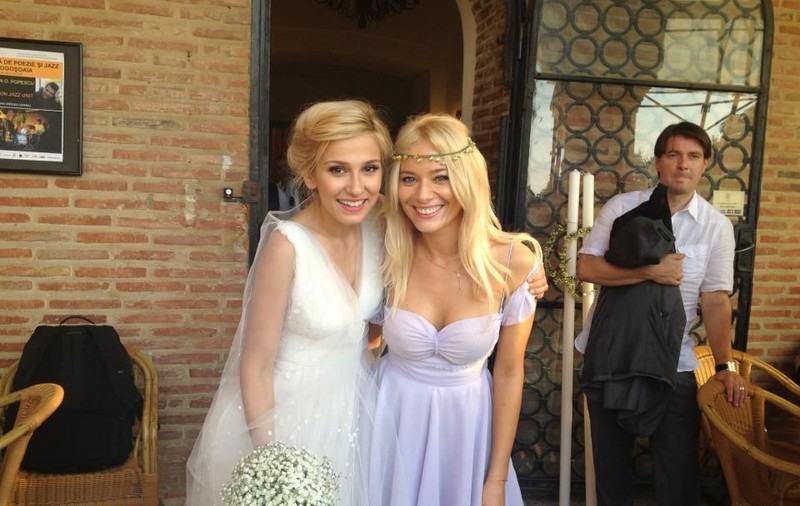 Laura Cosoi, domnișoară de onoare la nunta Danei Rogoz: "Am trăit momente magice!"