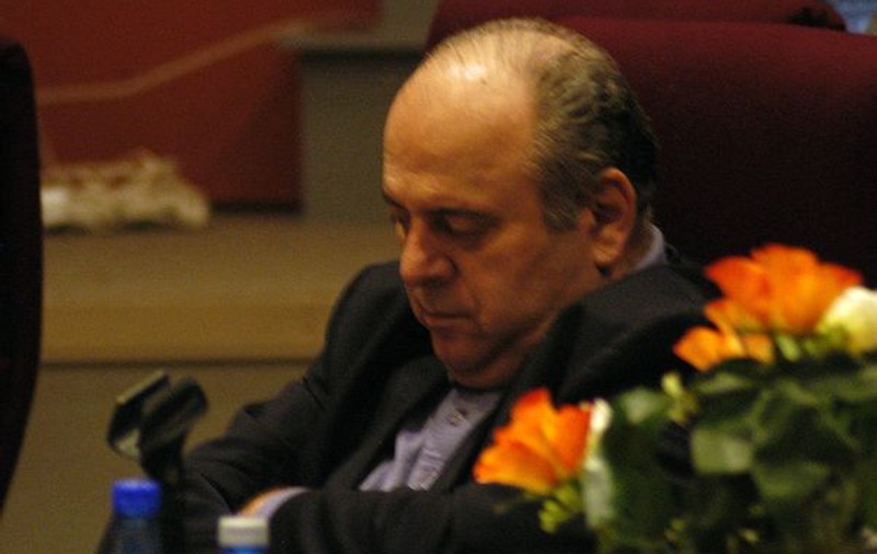 Efectul irezistibil al Elenei Udrea asupra lui ”Pinalti”. L-a adormit!
