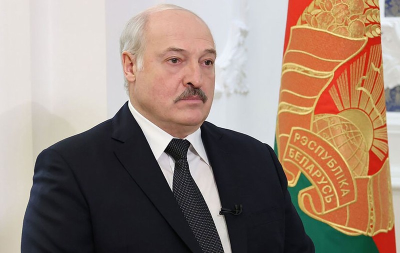 Aleksandr Lukașenko a grațiat 8 deținuți condamnați pentru „extremism” cu două zile înainte de alegerile prezidențiale din Belarus