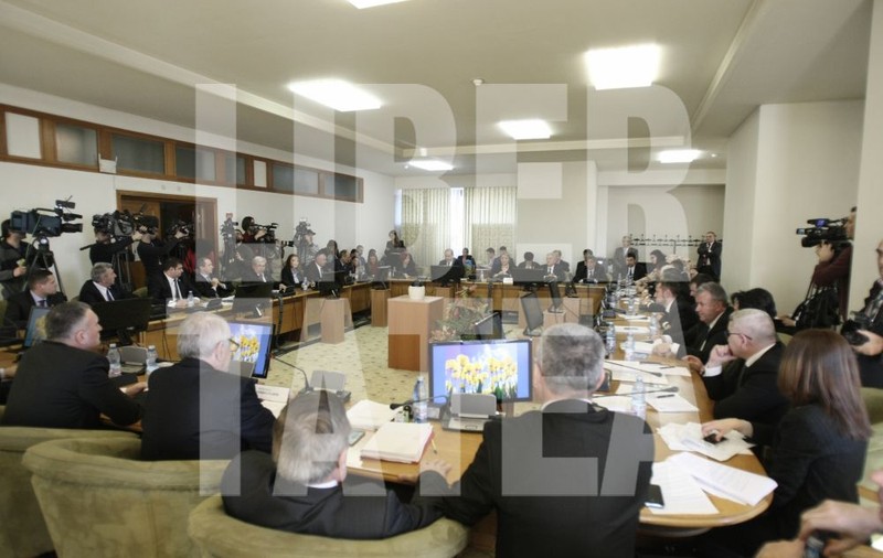 Toți miniștrii Cabinetului Grindeanu au fost avizați favorabil în comisii
