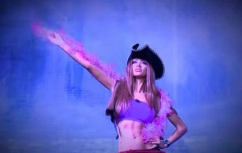 Bianca Drăguşanu, criză de nervi la TV! A înjurat ca la uşa cortului: "Să-mi bag p**a, nu mai stau aici. Nu mai vreau, nu mai fac"