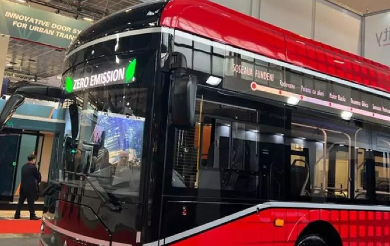 Autobuze electrice „made in Romania”, pe străzile din Deva: Automecanica Mediaș, preferată în locul unor companii cunoscute, precum Otokar