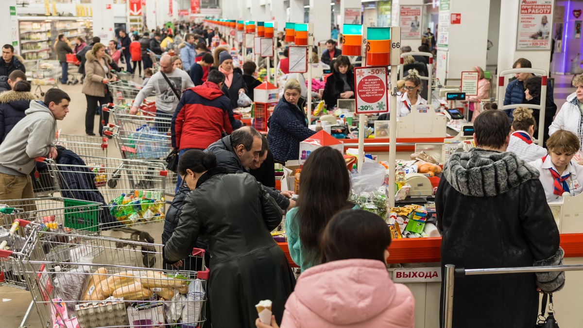 Românii trăiesc mai bine decât croații
