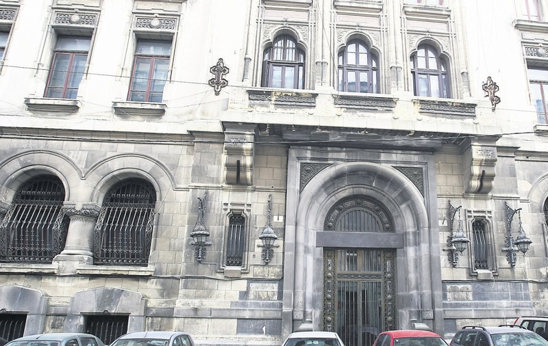 Criza ne cocoşează ca acum 80 de ani!
