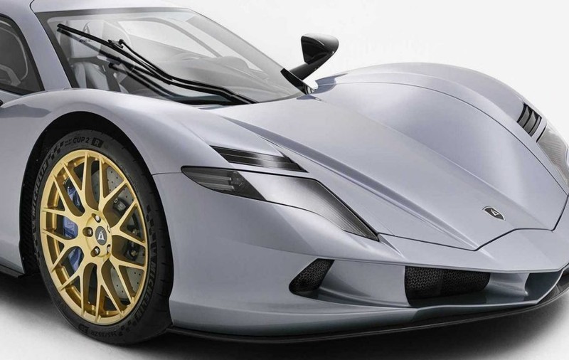 Acest hypercar bate la accelerație orice mașină produsă vreodată