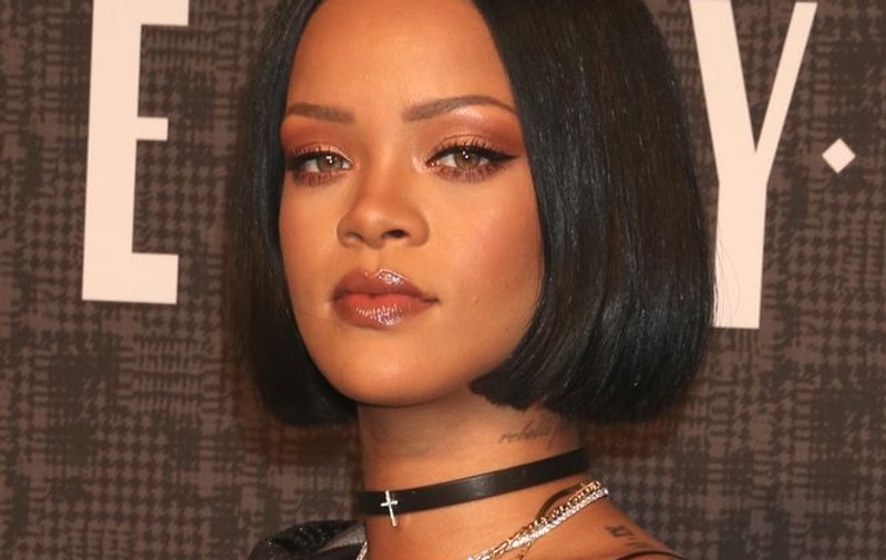 Rihanna are probleme de sănătate. Ce decizie a luat!