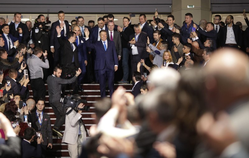 Klaus Iohannis, la Summit-ul PPE de la Bucureşti: "Ne trebuie votul românilor, şi îl vom avea! PSD a îmbrăcat haina falsului patriotism, cu o retorică antieuropeană"