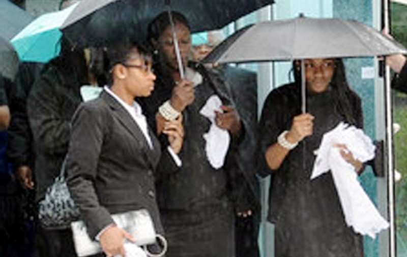 2.000 de oameni au participat la funeraliile lui Chauncey Hardy