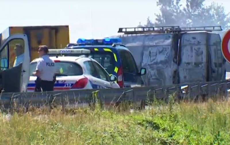 Jaf ca-n filme asupra unui camion blindat al unei bănci, pe o autostradă din Franța. Surpriza pe care au avut-o hoții / VIDEO