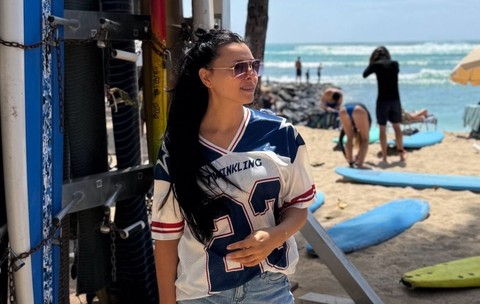 Corina Caragea în vacanța din Hawaii (Honolulu - Waikiki) | sursa foto: Instagram
