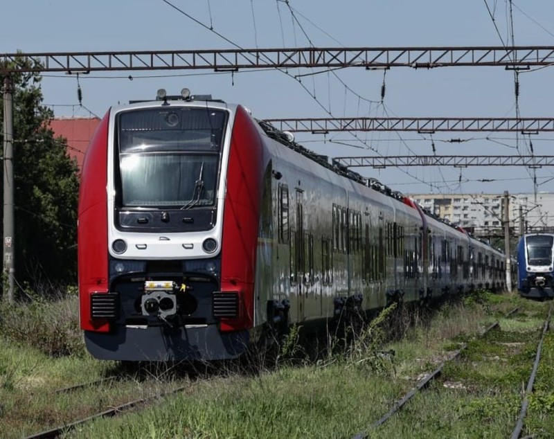 Replica unui fost secretar de stat din Transporturi, după ce Radu Miruță a acuzat că 21 de trenuri noi zac nefolosite