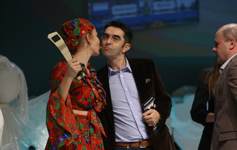 Mihai Găinușă vrea să fie Papa de la Roma! 