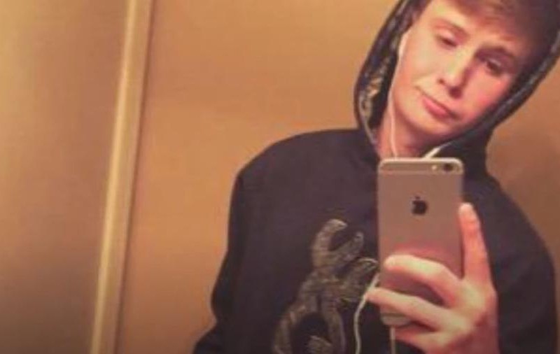 Un youtuber american a fost împușcat mortal, după ce a încercat să filmeze o farsă cu jefuirea unor trecători