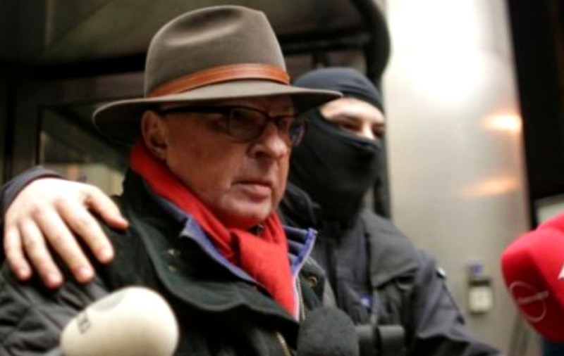 INTERCEPTĂRI/Lucan i se plângea lui Victor Zota de controalele la clinica privată. "Poliție curată, dar din asta de proastă calitate"