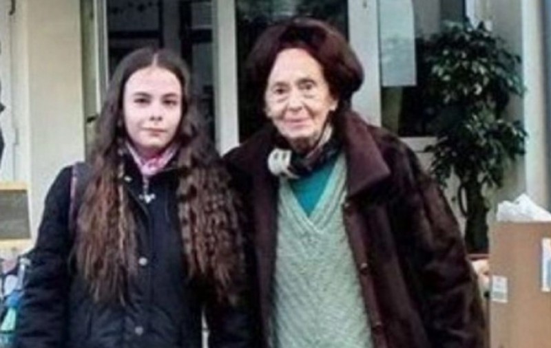 Decizia luată de Adriana Iliescu de sărbători: „Nu avem bani de cheltuit”. Eliza, fiica ei, o ajută, dar e preocupată mai mult de învățătură