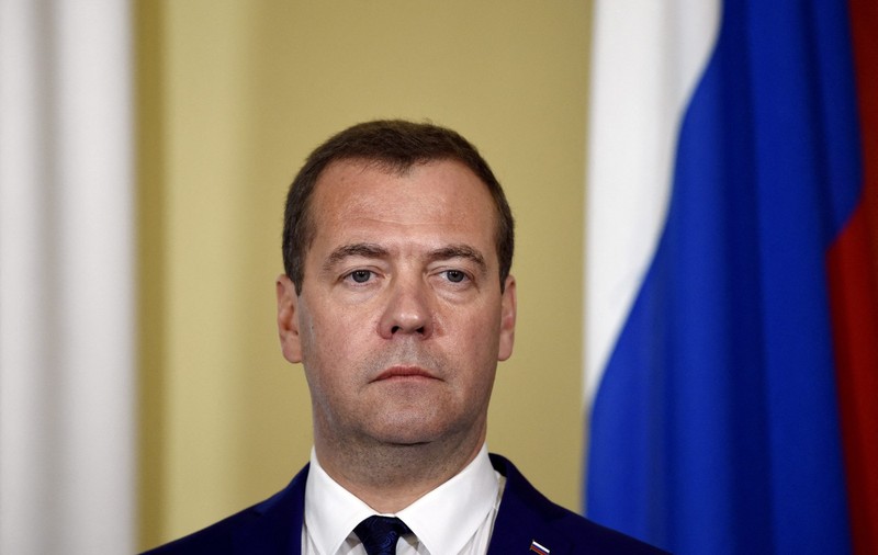 Dmitri Medvedev îi jignește pe europeni și explică obiectivul provocărilor cu drone: „Să experimenteze direct amenințarea”