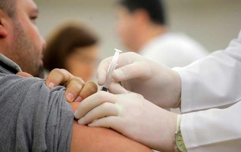 Medicii epidemiologi avertizează: „bolile copilăriei” nu rămân în copilărie, iar adulții ar trebui să se revaccineze la fiecare zece ani