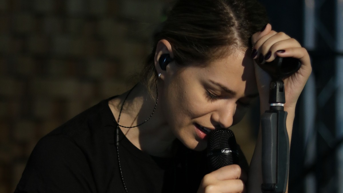 Feli, repetiții maraton pentru lansarea primului album. În copilărie își dorea să fie ca Mădălina Manole