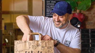 Burgerii au învins drobul de Paște. Ce au mâncat românii prin aplicații în loc de preparate tradiționale