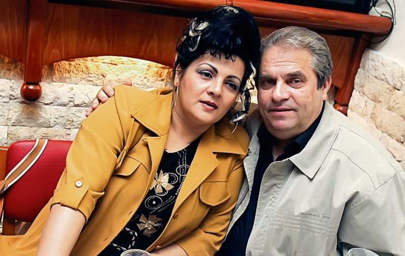 Catanga şi soţul ei, furaţi de menajeră