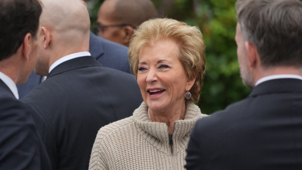 Secretarul educației din SUA, Linda McMahon