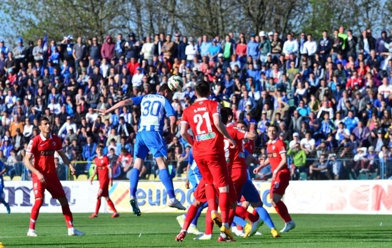 Concordia Chiajna - CS U Craiova 2-2. Oltenii acuză dur arbitrajul: ”Se crede Dumnezeu” / VIDEO