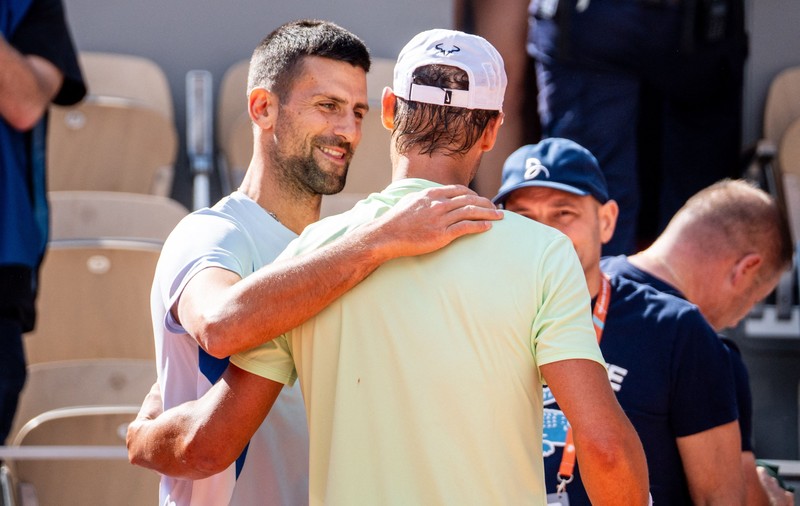 JO 2024. Duelul titanilor din tenis, câştigat de Djokovici în faţa lui Nadal. Nole s-a impus în două seturi