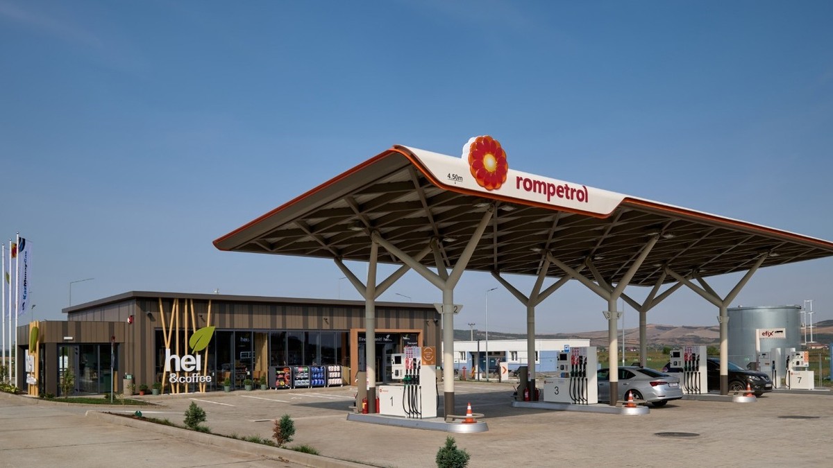 Rompetrol a deschis primele două benzinării de pe A3, la 20 km de Târgu Mureș