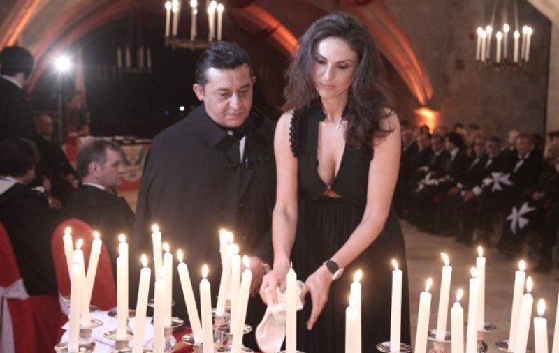 Ramona Bădescu, victima unor escroci italieni?
