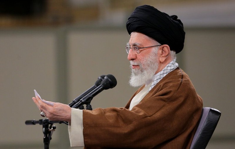 Ayatollahul Khamenei cere reexaminarea sistemului cultural al Iranului, în contextul protestelor fără precedent