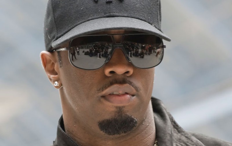 Diddy nu renunţă la ideea de a cumpăra o echipă de fotbal din Anglia