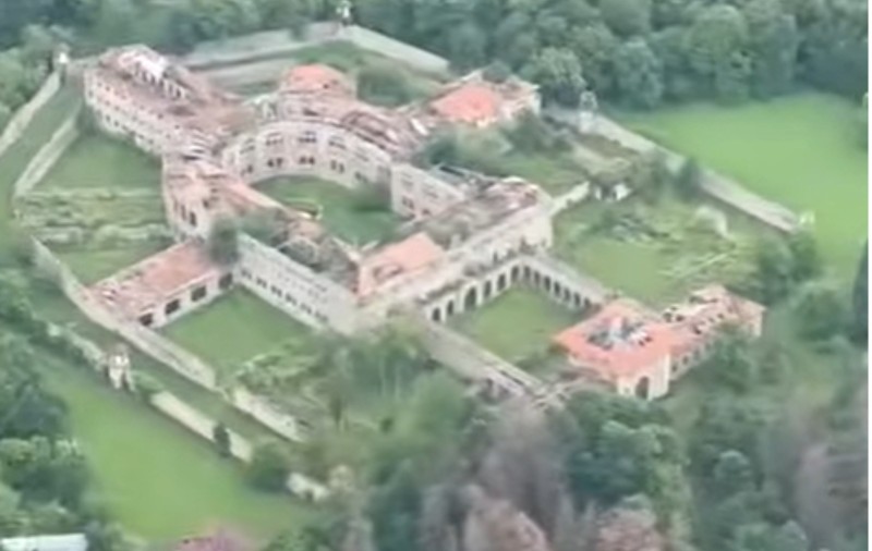 Cum arată din cer celebra Închisoare Doftana, în ruine: un pilot de doar 21 de ani le-a filmat dintr-un avion Cesna | VIDEO