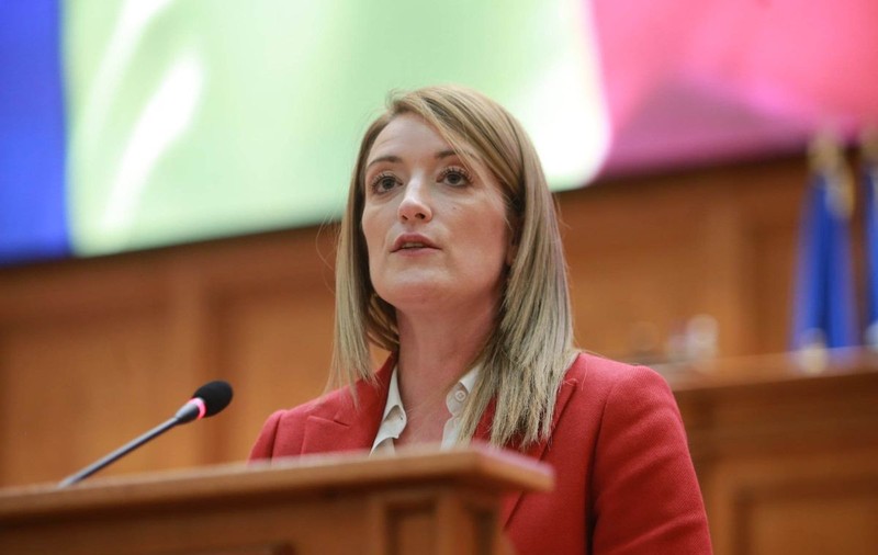 Roberta Metsola: „Suntem de partea ucrainenilor atât cât este nevoie. Sunt impresionată de Republica Moldova, nu îmi venea să cred”
