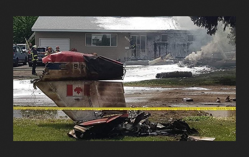 Un avion canadian de acrobație s-a prăbușit în timpul unui eveniment pentru creșterea moralului populaţiei. O persoană a murit