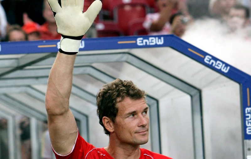 Lehmann şi-a înnebunit vecinii cu zgomotul elicopterului