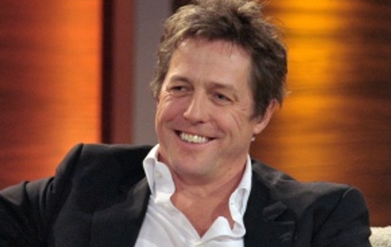 Hugh Grant, expert în artă numai când bea