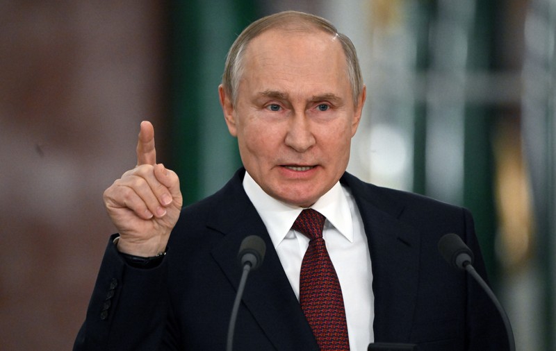 Putin spune că e gata să negocieze „soluţii acceptabile”, acuzând Kievul că refuză discuțiile. „Cred că acționăm în direcția bună, ne apărăm interesele naţionale”