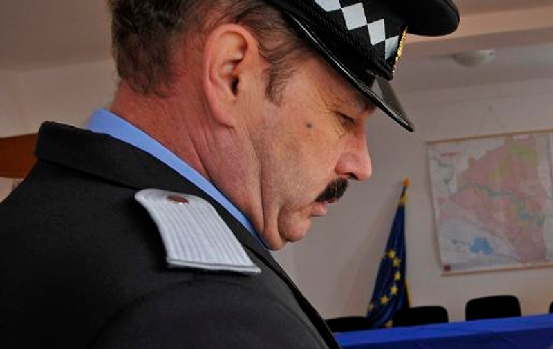 Politiştii  britanici nu mai au voie să asculte muzică 