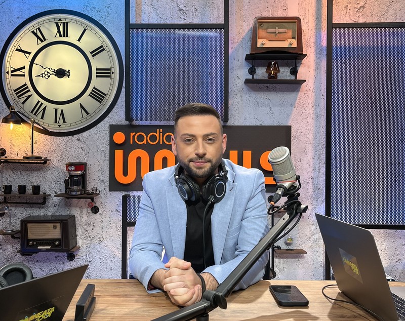 Regula pe care părinții i-o puseseră în copilărie lui Radu Andrei Tudor: „Mai protestam, mai încercam să negociez”. Cum petrece prezentatorul de la Kanal D2 ziua de 1 iunie, alături de băiatul său
