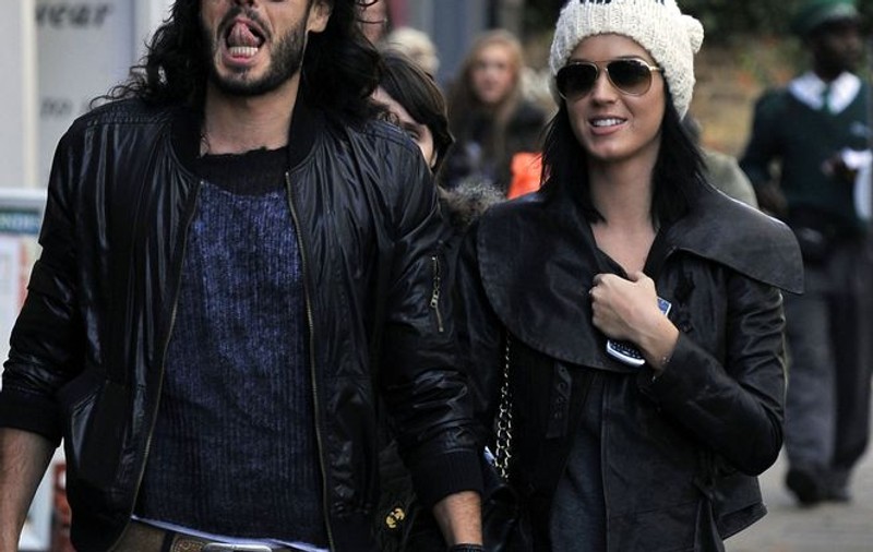 Russell Brand şi Katy Perry vor să facă nunta în câteva luni